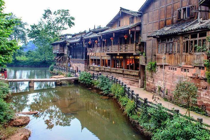 虫虫助手下载