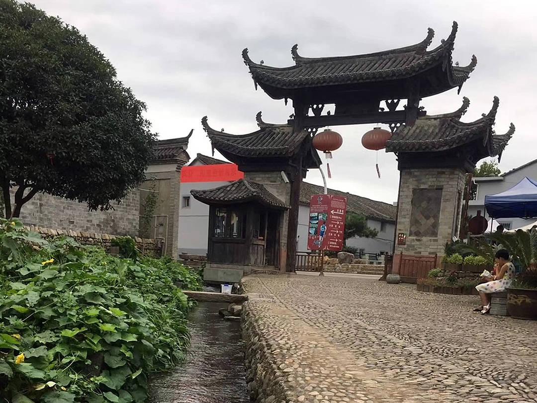 尤卡大莱莉冒险